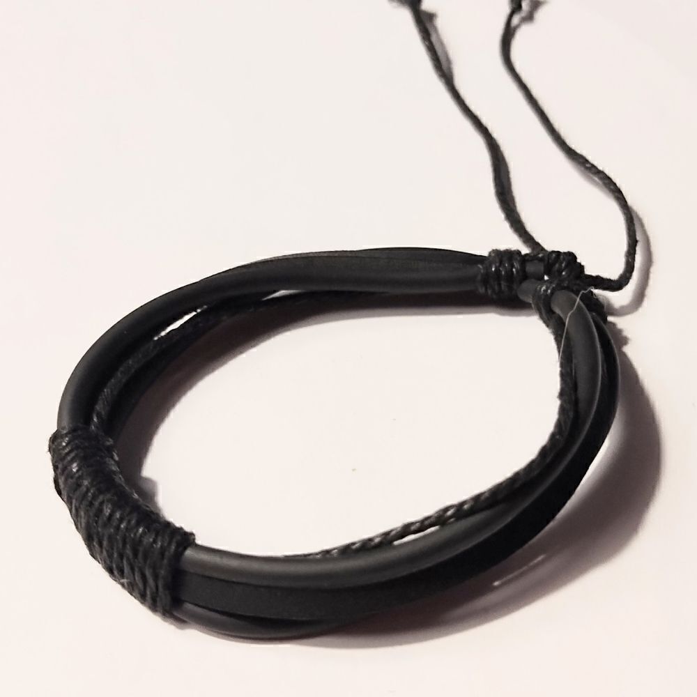 Men's bracelet leather layered black new d51